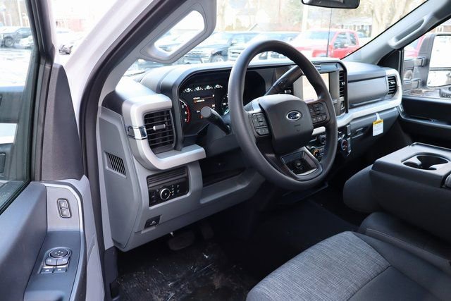New 2026 Ford F350 XLT w/ 360-Degree Camera Package image 4