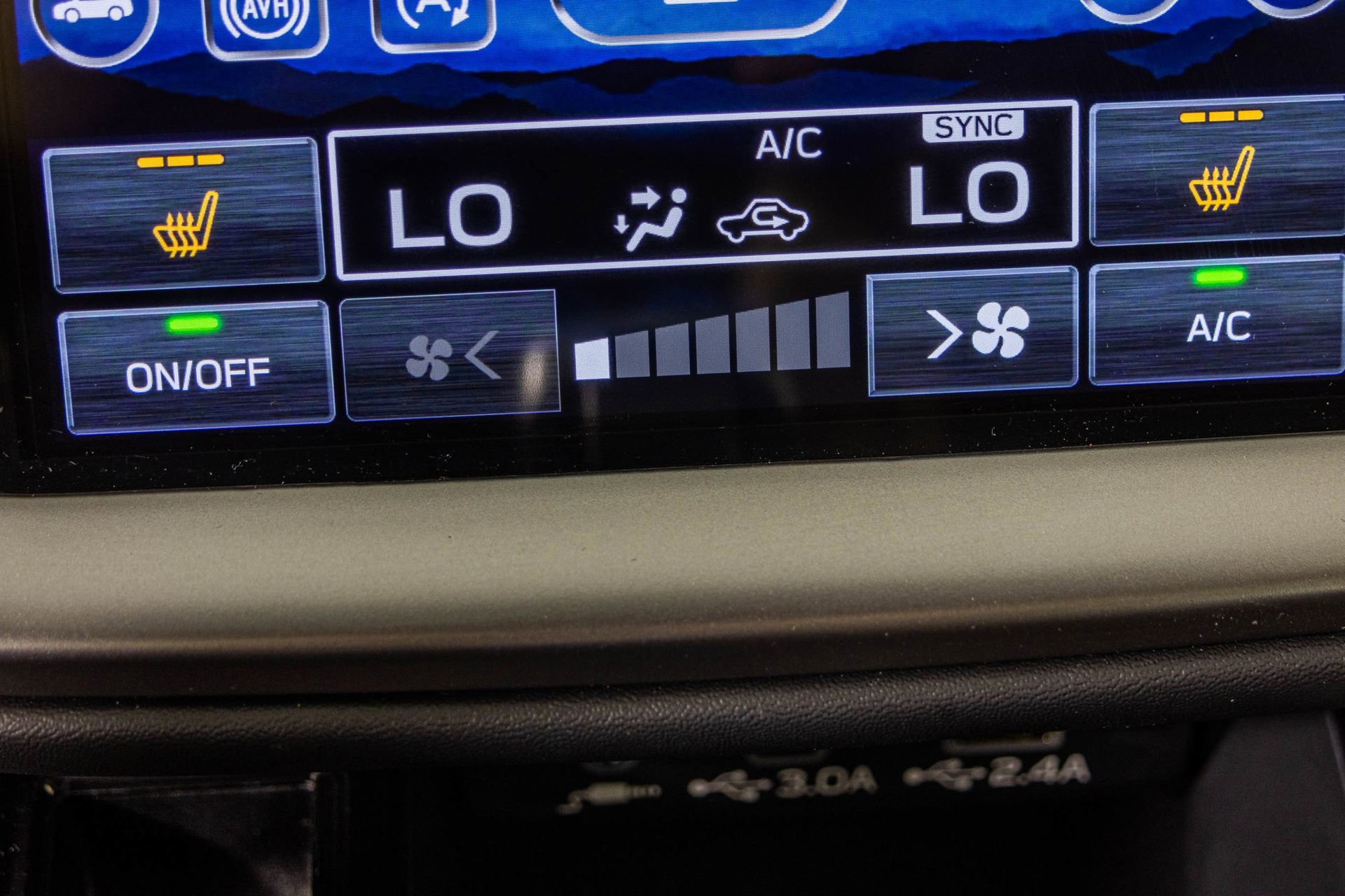 Used 2025 Subaru Legacy Premium AWD/4WD image 9