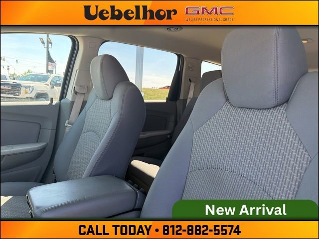 Used 2011 Chevrolet Traverse LS FWD image 25