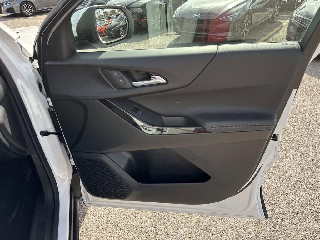 Certified 2025 Chevrolet Equinox LT image 14