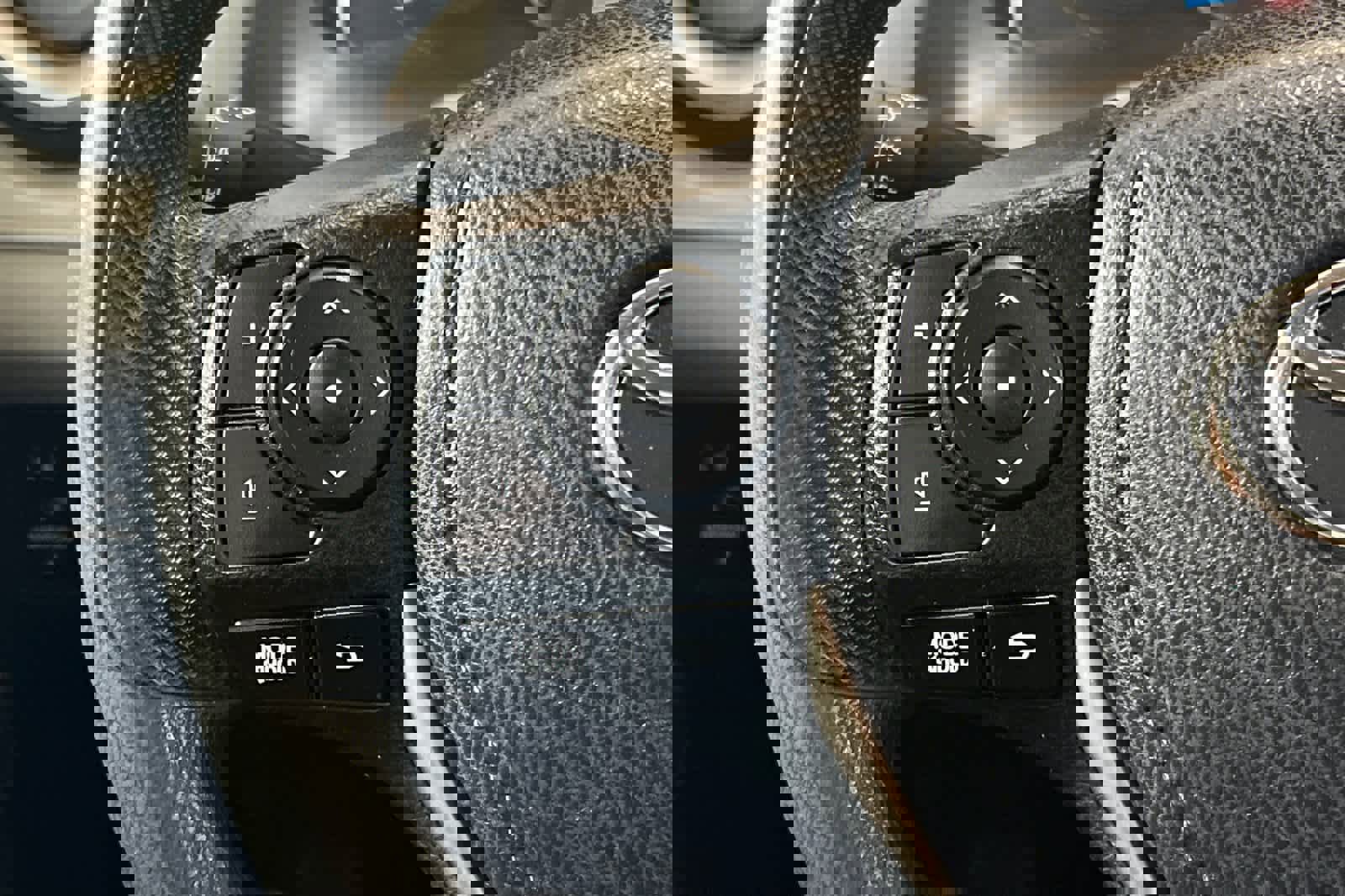 Used 2015 Toyota RAV4 LE image 24