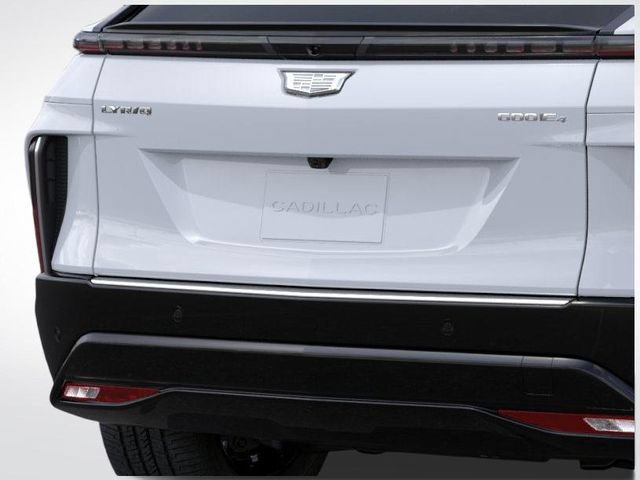 New 2026 Cadillac Lyriq Premium Luxury w/ LPO, Floor Liner Package AWD/4WD image 15
