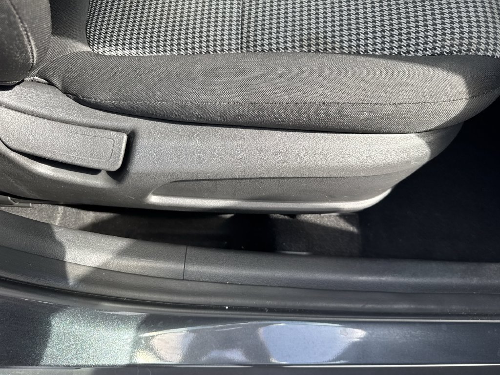 Used 2019 Hyundai Kona SEL FWD image 44