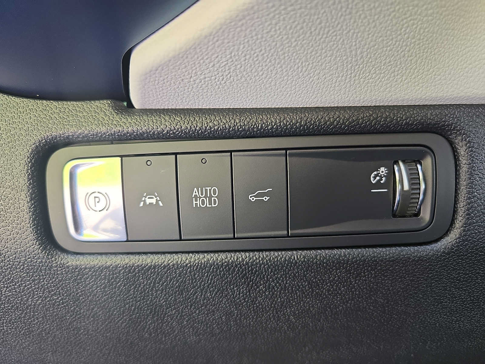Used 2024 Chevrolet Equinox EV LT w/ LPO, Active Package AWD/4WD image 24