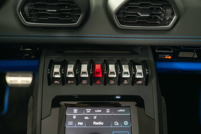 Used 2023 Lamborghini Huracan EVO RWD image 22