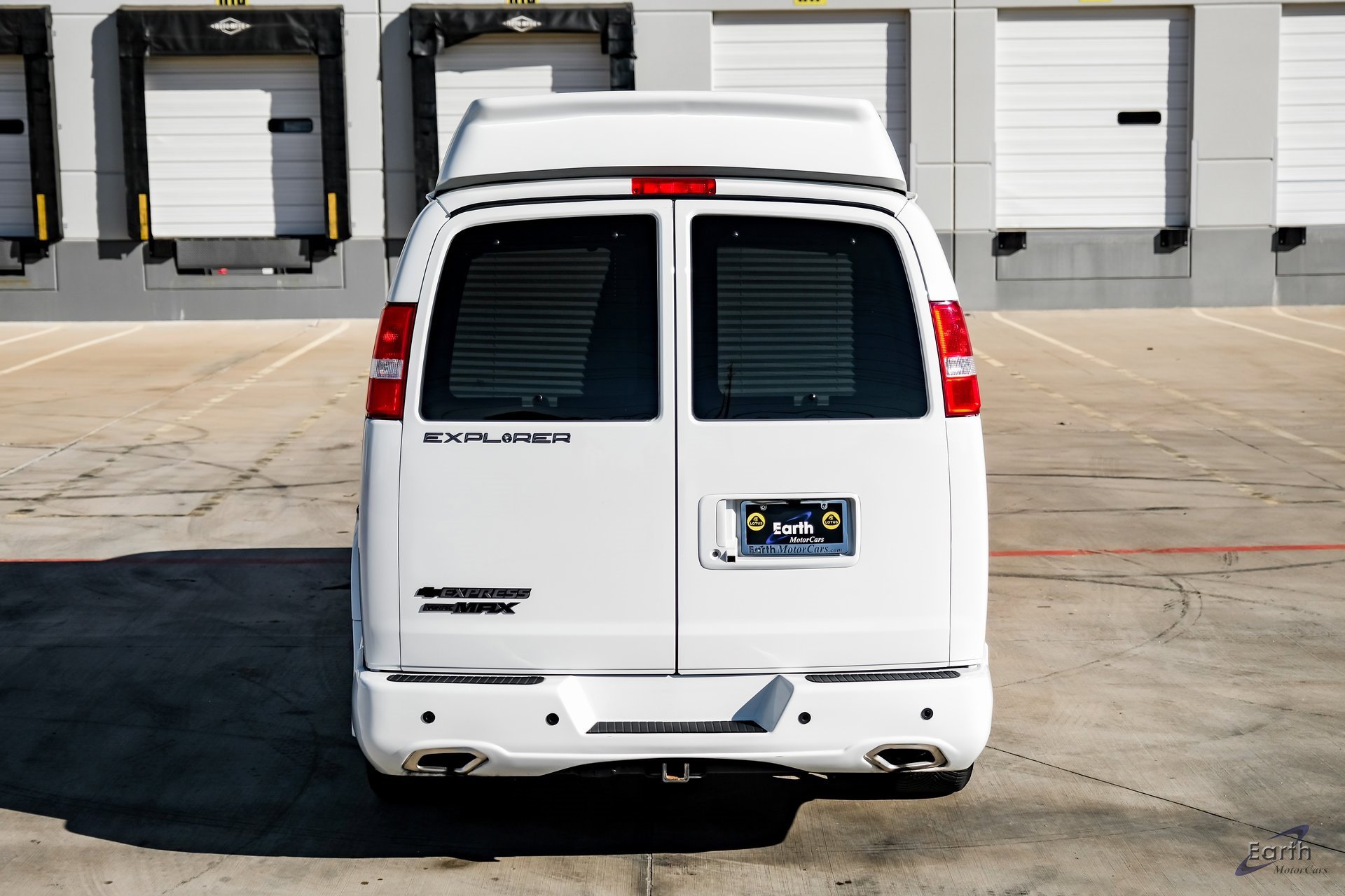 Used 2023 Chevrolet Express 2500 image 11