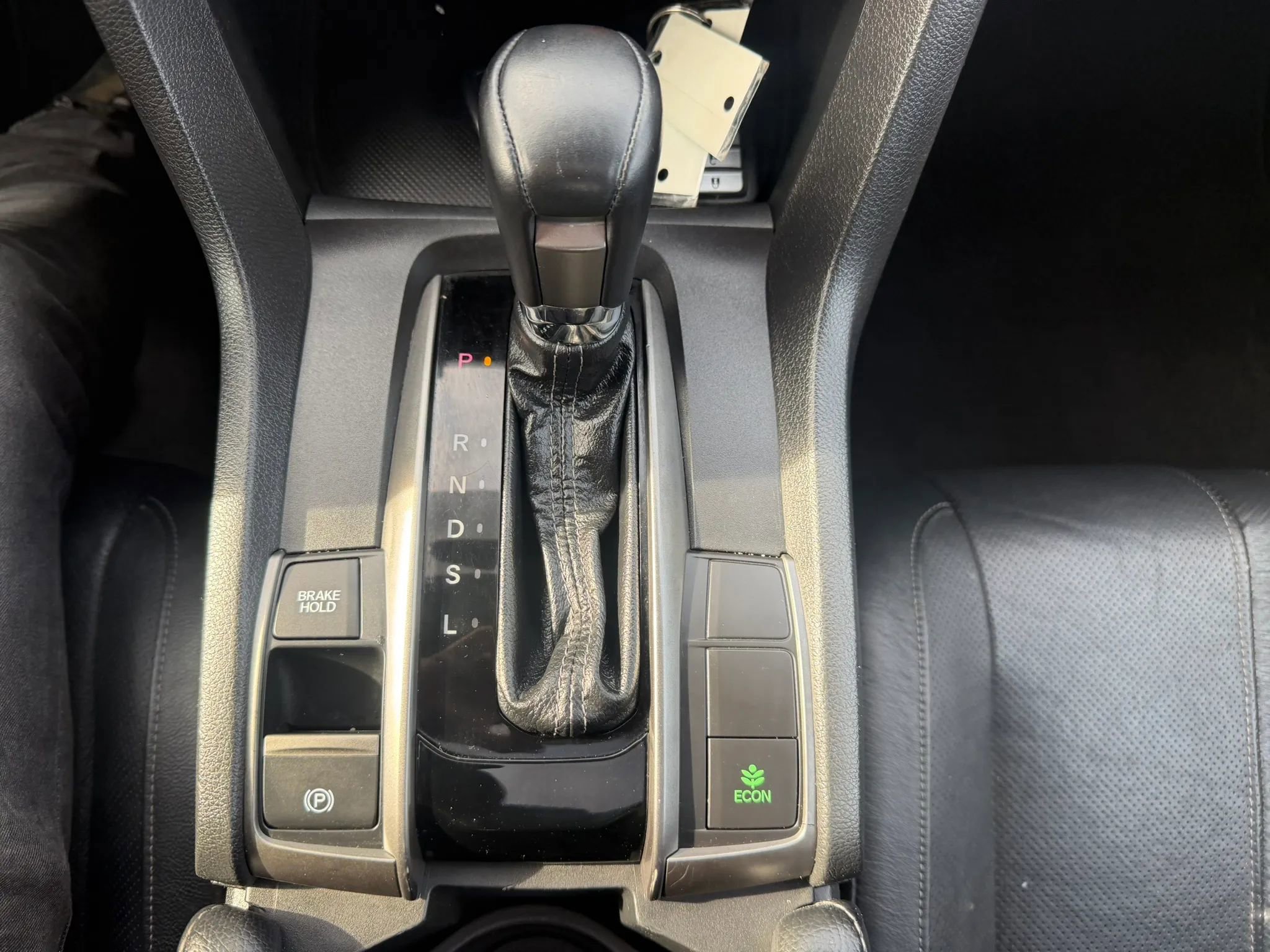 Used 2018 Honda Civic EX-L image 20