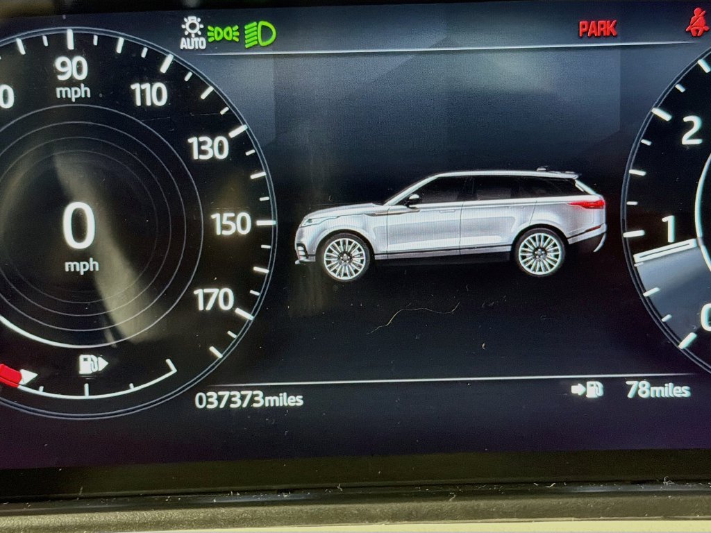 Used 2023 Land Rover Range Rover Velar R-Dynamic S AWD/4WD image 12