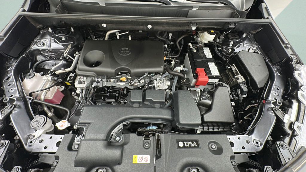 Used 2025 Toyota RAV4 LE AWD/4WD image 21