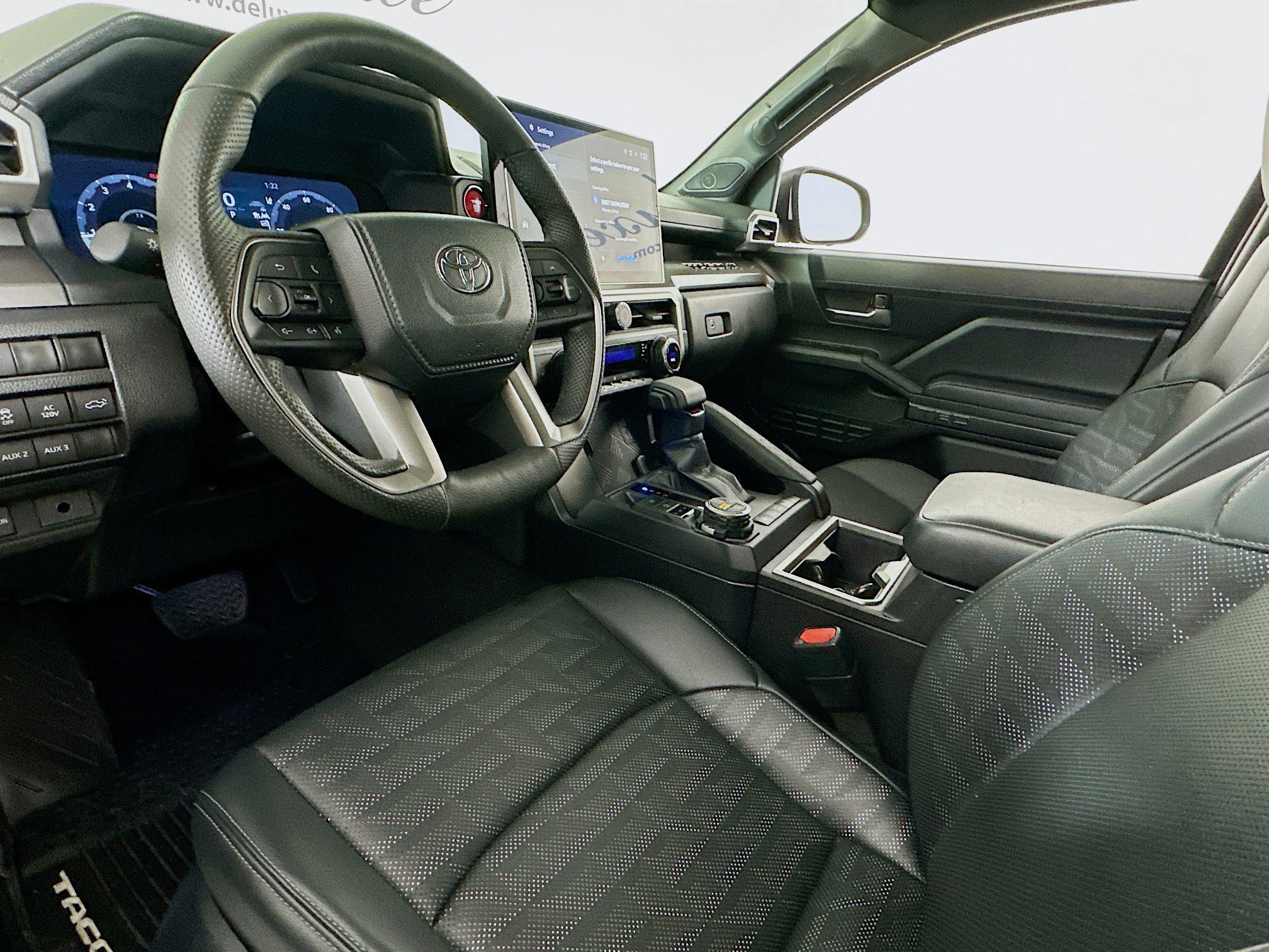 Used 2024 Toyota Tacoma TRD Off-Road w/ TRD Off Road Premium Package image 7