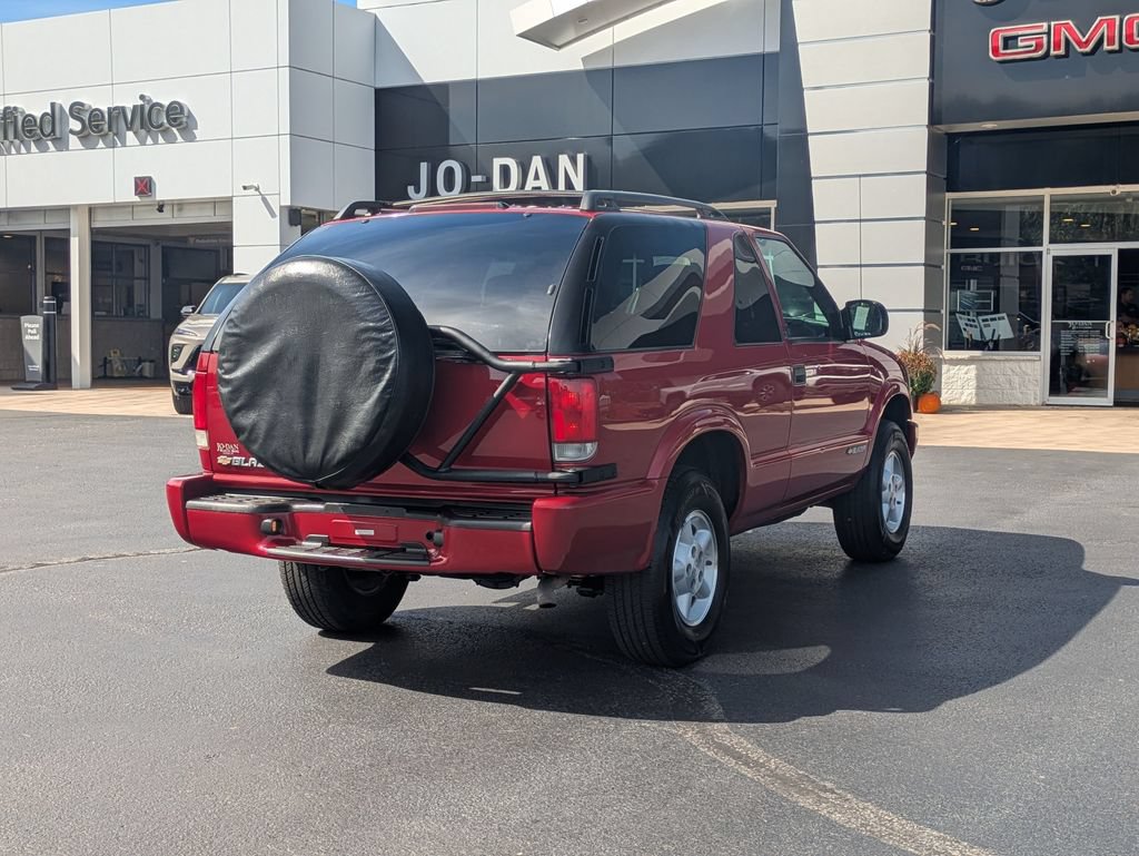 Used 2000 Chevrolet Blazer LS w/ LS Preferred Equipment Group AWD/4WD image 4