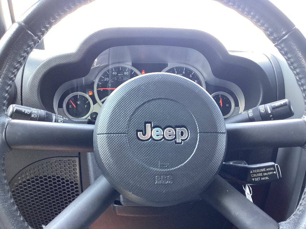 Used 2010 Jeep Wrangler Unlimited Sport AWD/4WD image 9