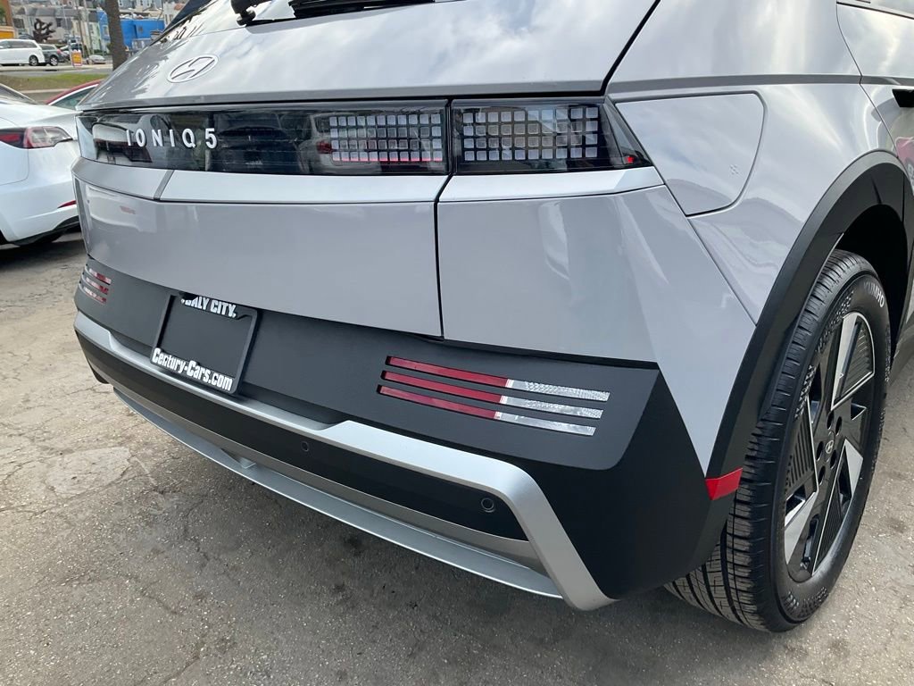 Used 2025 Hyundai Ioniq 5 SEL image 78