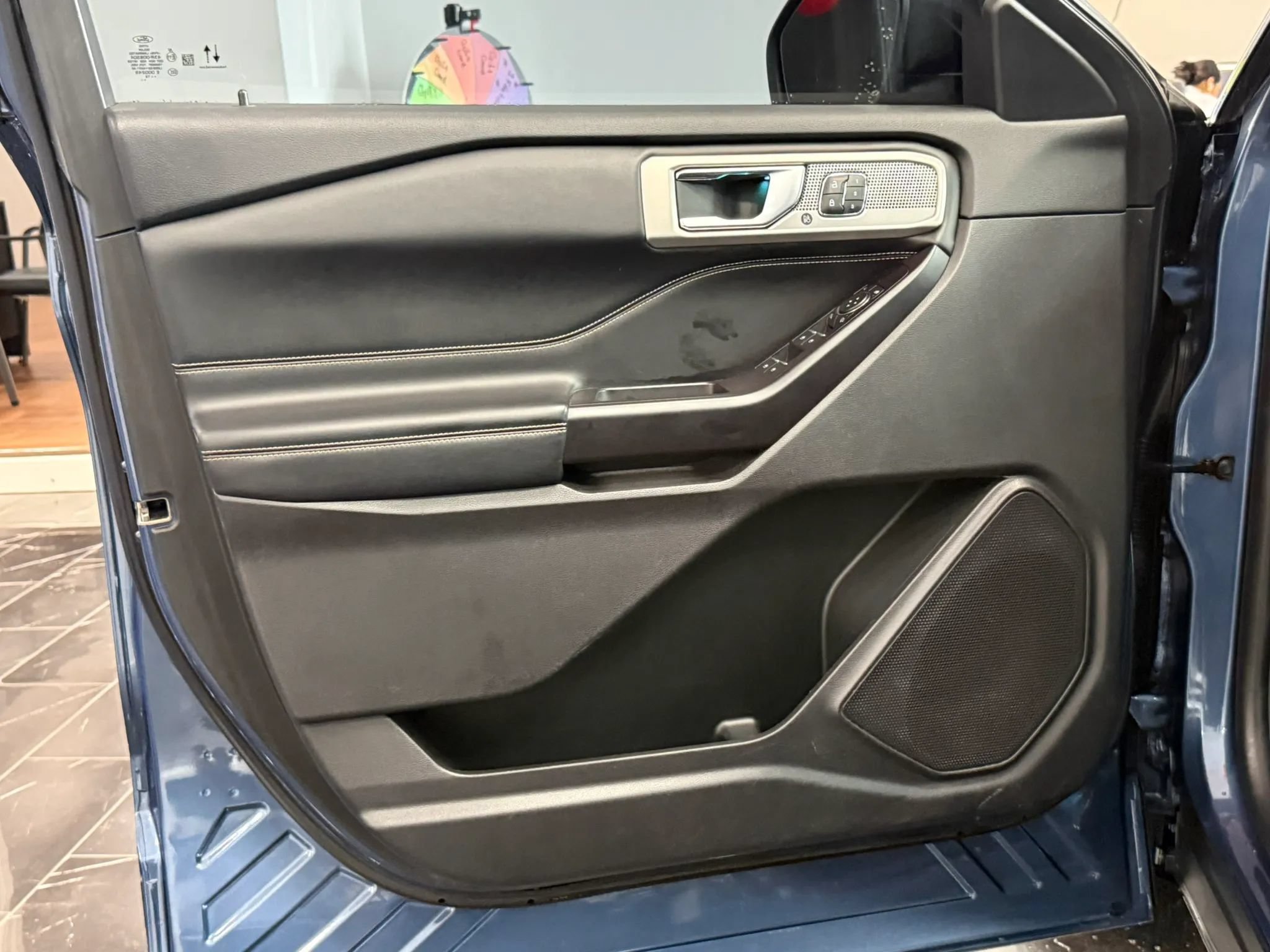 Used 2020 Ford Explorer ST AWD/4WD image 7