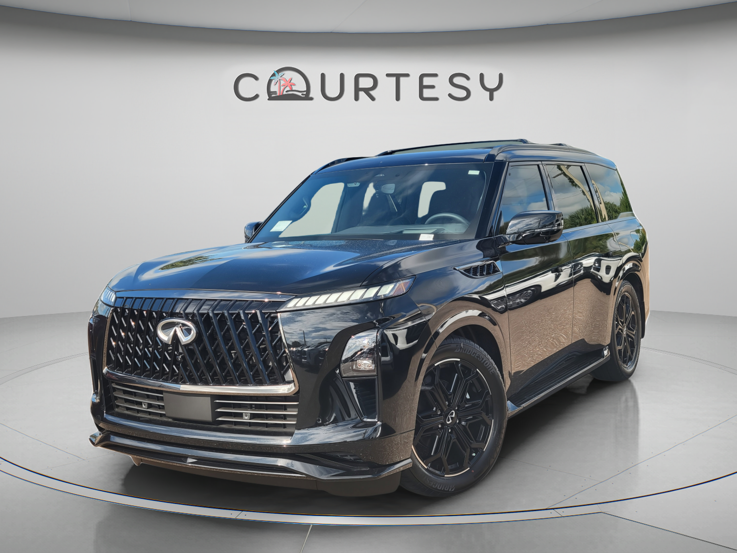 Certified 2026 INFINITI QX80 4WD w/ Sport Exterior Package image 1
