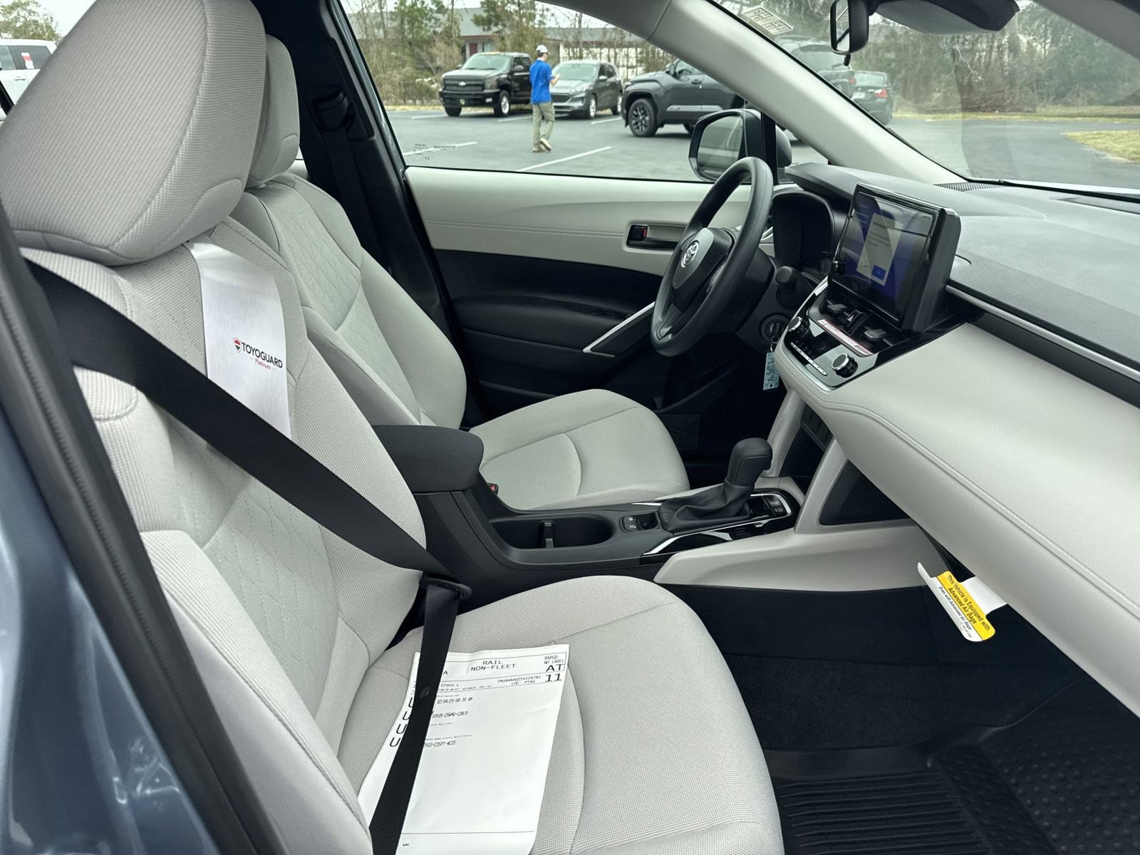 New 2025 Toyota Corolla Cross L FWD image 31