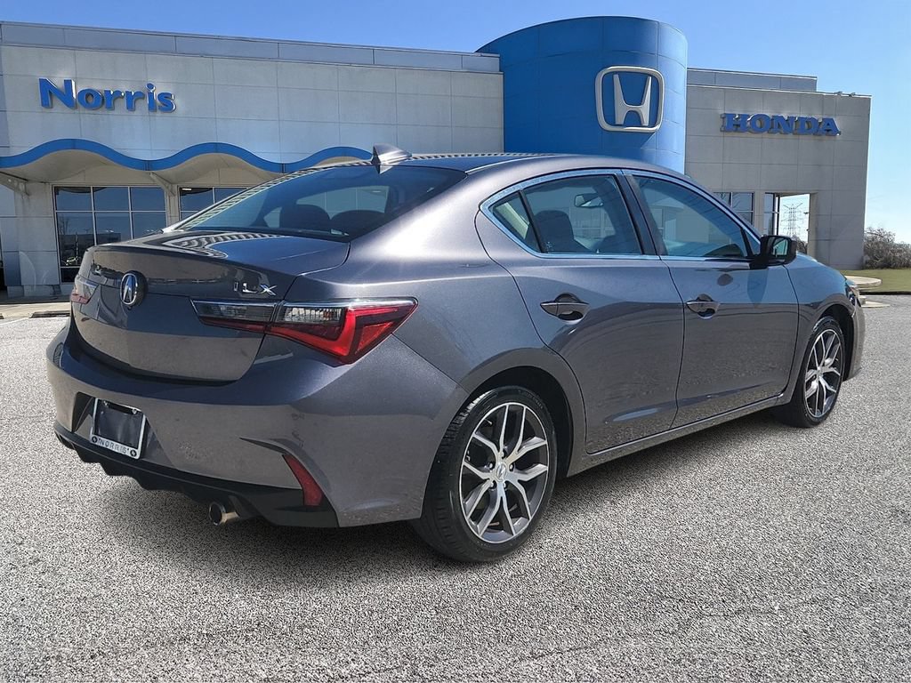 Used 2019 Acura ILX FWD image 4