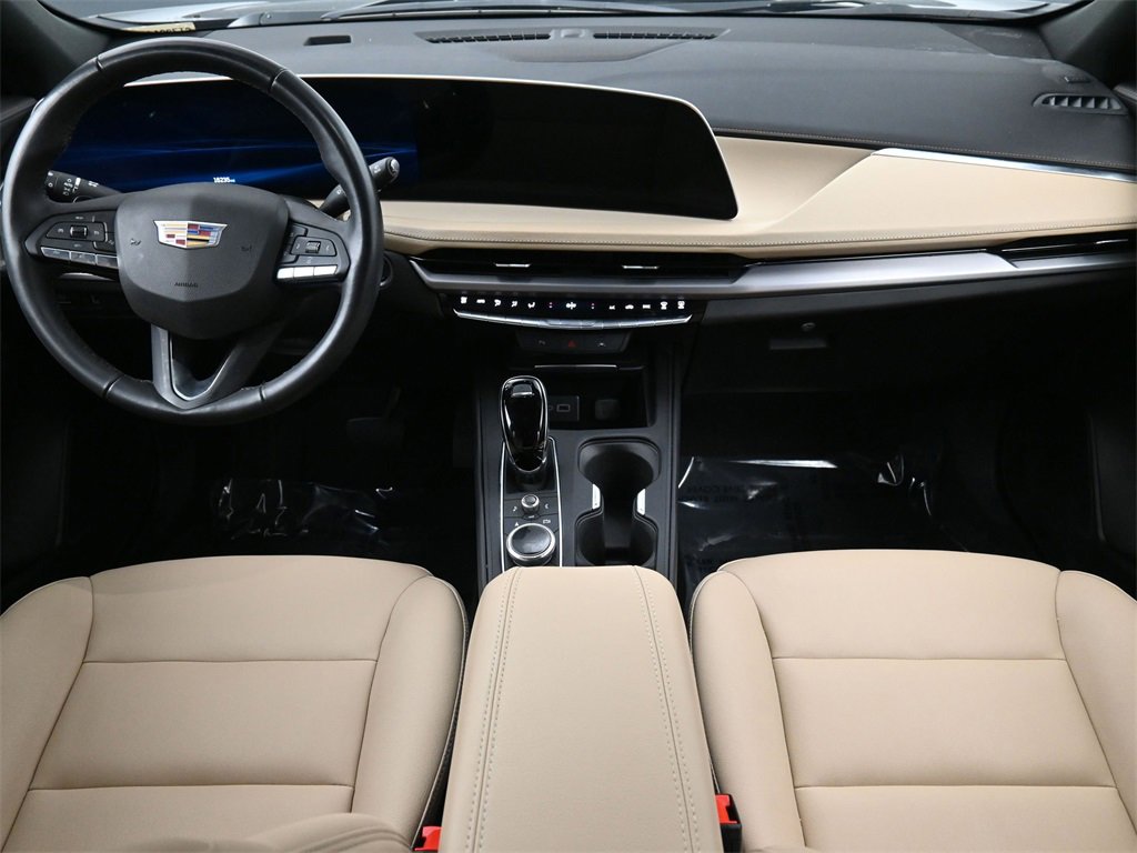 Certified 2024 Cadillac XT4 Luxury image 4