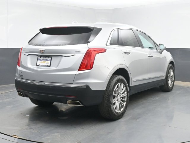 Used 2017 Cadillac XT5 Luxury w/ Driver Awareness Package AWD/4WD image 14