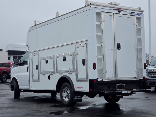 New 2026 Chevrolet Express 3500 w/ Power Convenience Package RWD image 21