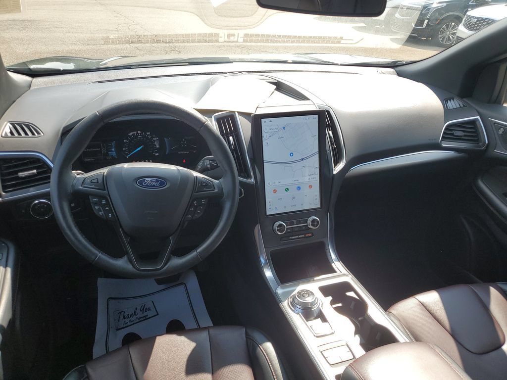 Used 2022 Ford Edge Titanium w/ Equipment Group 301A AWD/4WD image 31