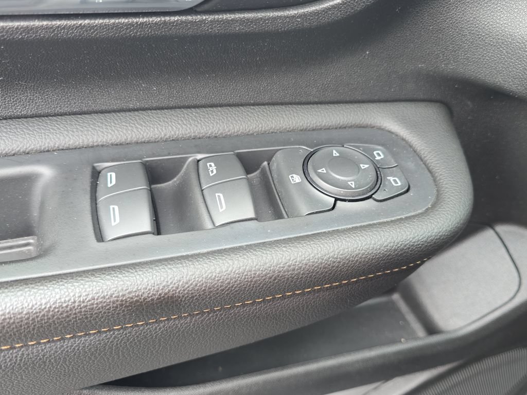 Certified 2021 GMC Terrain SLE w/ LPO, Floor Liner Package AWD/4WD image 29
