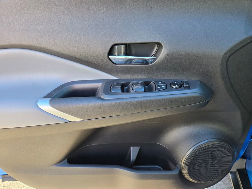 Certified 2023 Nissan Kicks SR w/ SR Premium Package FWD image 22