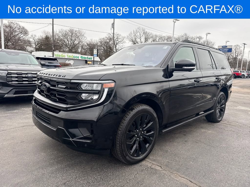 Used 2025 Ford Expedition Platinum w/ Stealth Appearance Package image 2