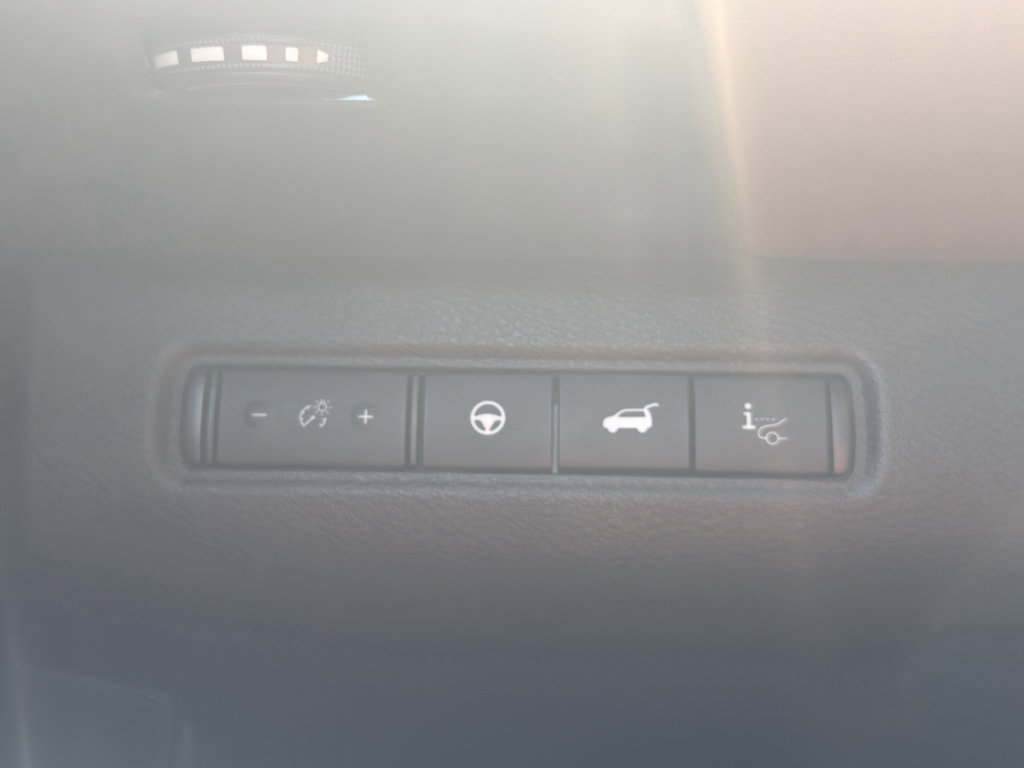 New 2026 Nissan Pathfinder Platinum image 22