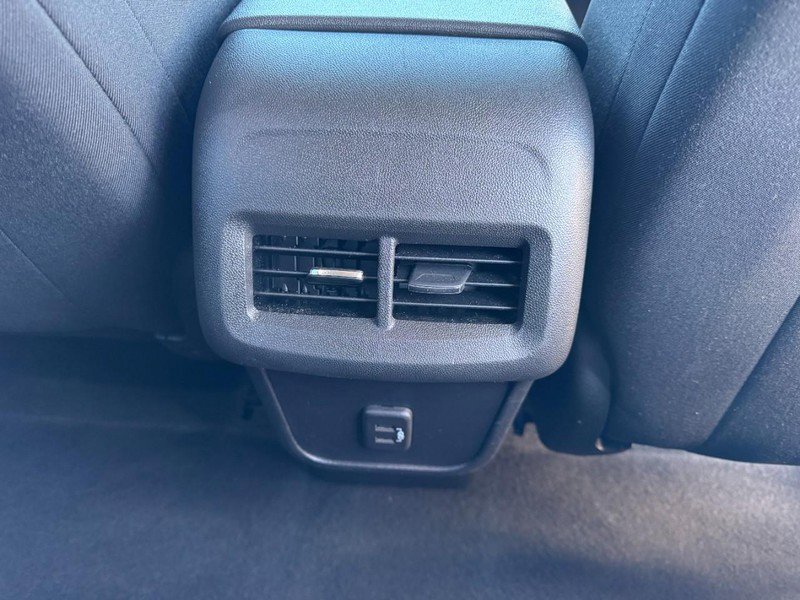 Used 2024 Chevrolet Equinox LT image 16