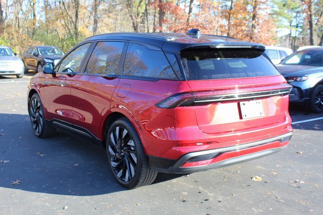 Certified 2024 Lincoln Nautilus Reserve w/ Equipment Group 202A image 8