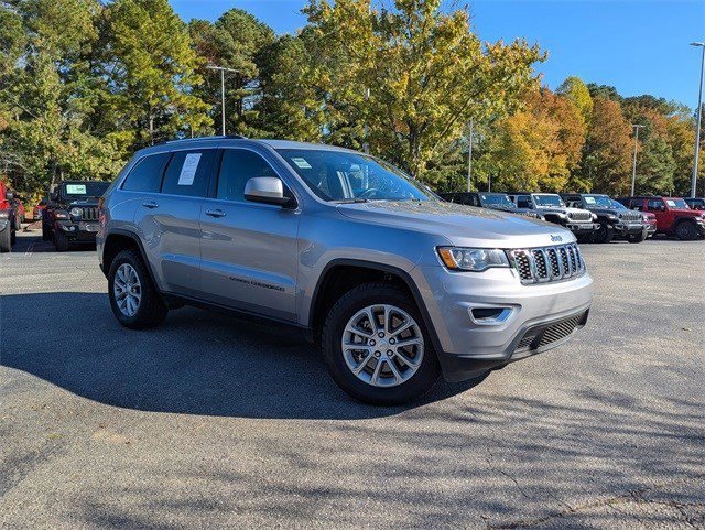 Used 2021 Jeep Grand Cherokee Laredo X image 3
