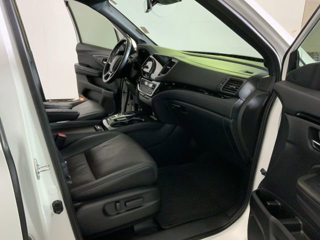 Used 2021 Honda Pilot Black Edition image 29