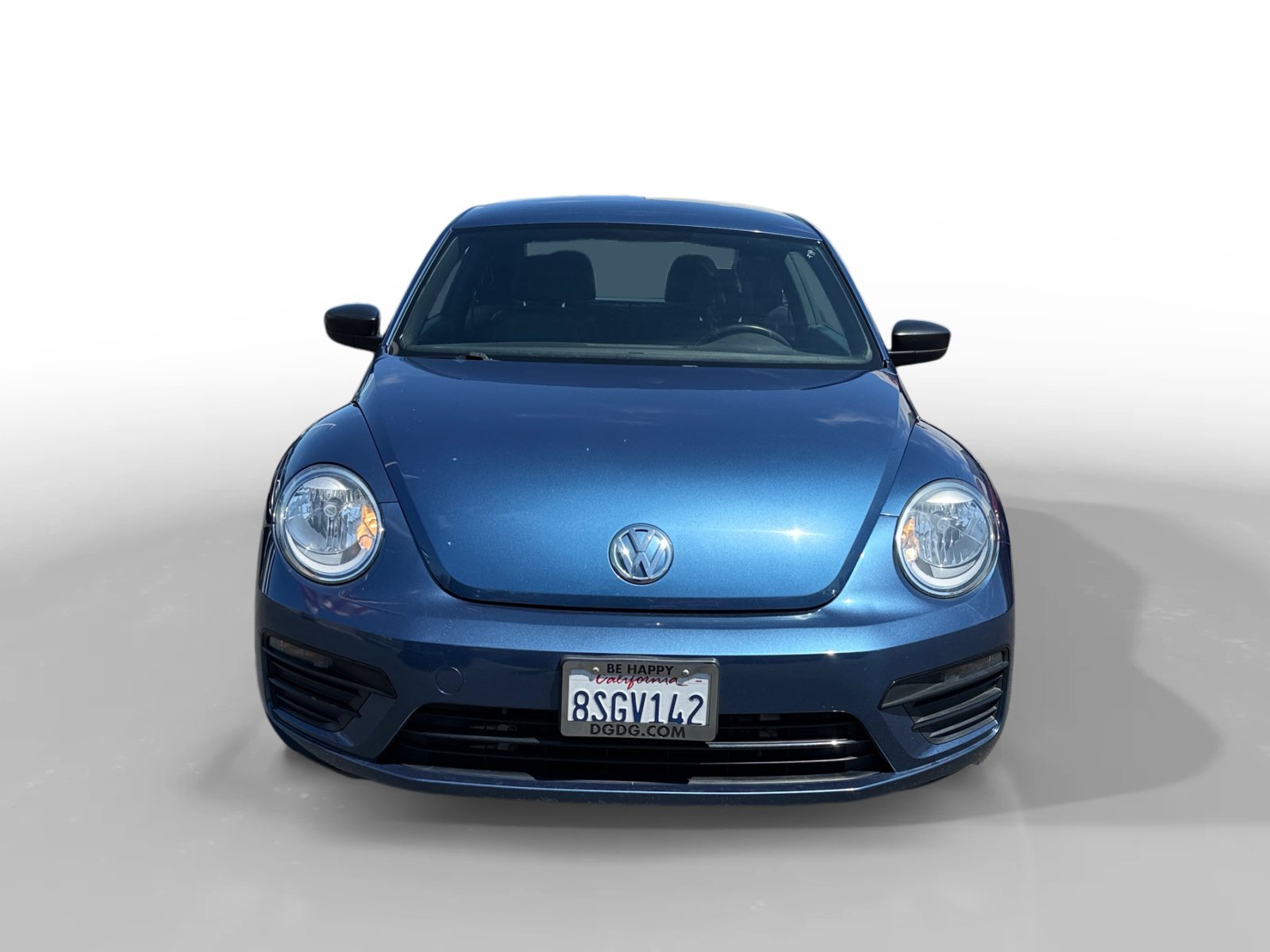 Used 2018 Volkswagen Beetle 2.0T Coast FWD image 8