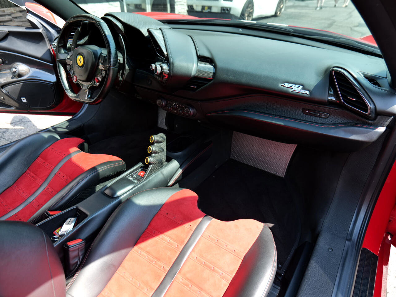 Used 2020 Ferrari 488 Pista Coupe image 38