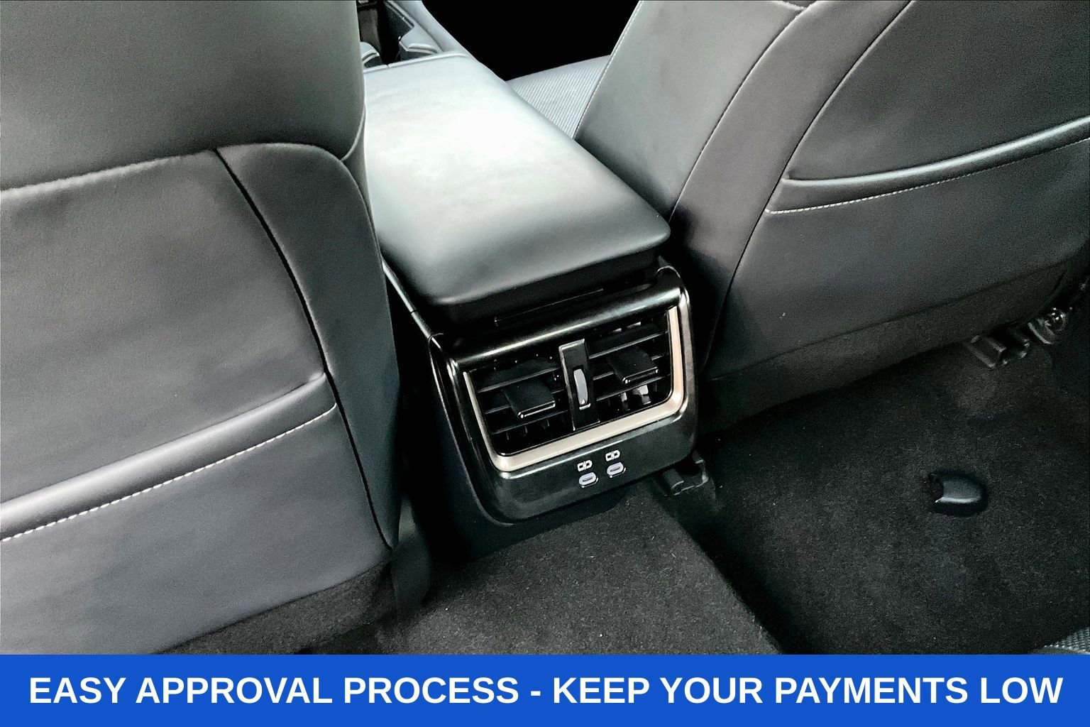 Used 2024 Toyota Crown Limited w/ Carpet Mat Package (TMS) image 12