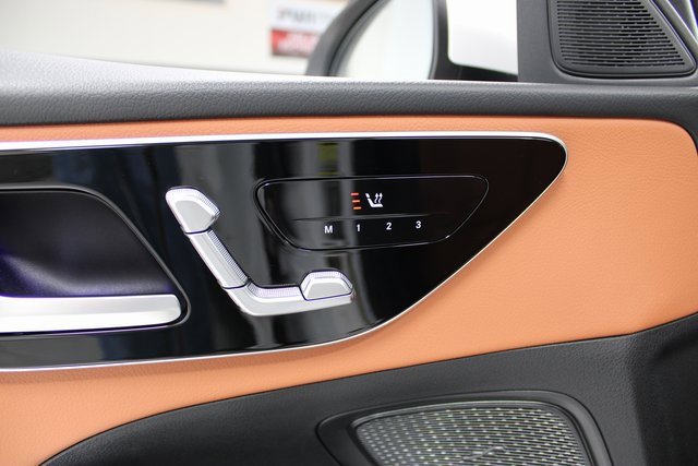 Used 2024 Mercedes-Benz C 300 4MATIC Sedan image 20