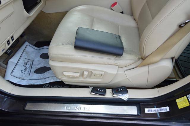 Used 2014 Lexus ES 350 w/ Premium Package FWD image 34