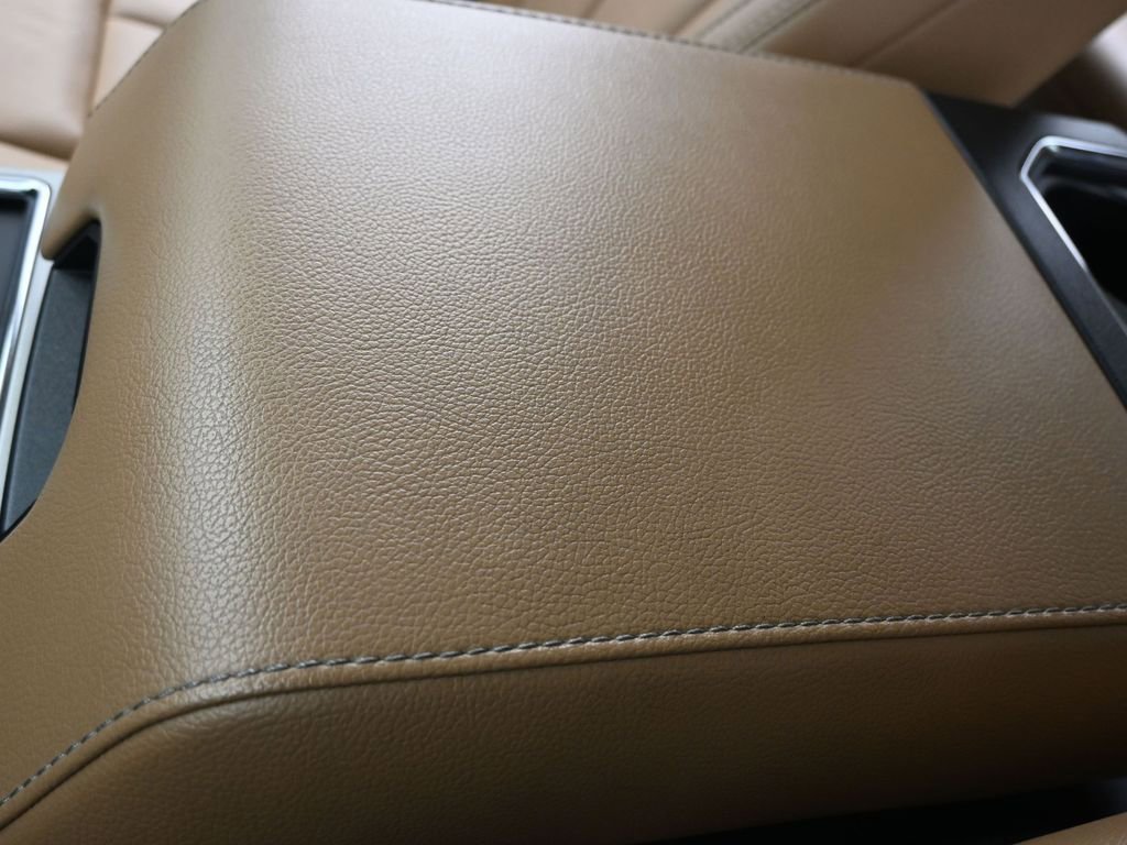 Used 2022 Ford F250 Lariat w/ Chrome Package image 32