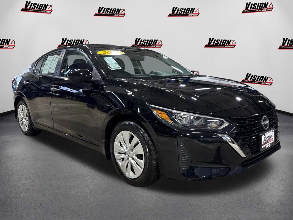 Used 2025 Nissan Sentra S image 3