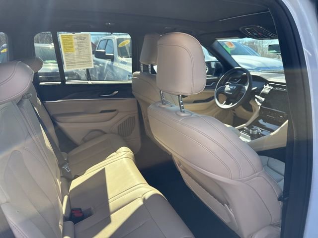 Certified 2024 Jeep Grand Cherokee Limited w/ Luxury Tech Group II image 15