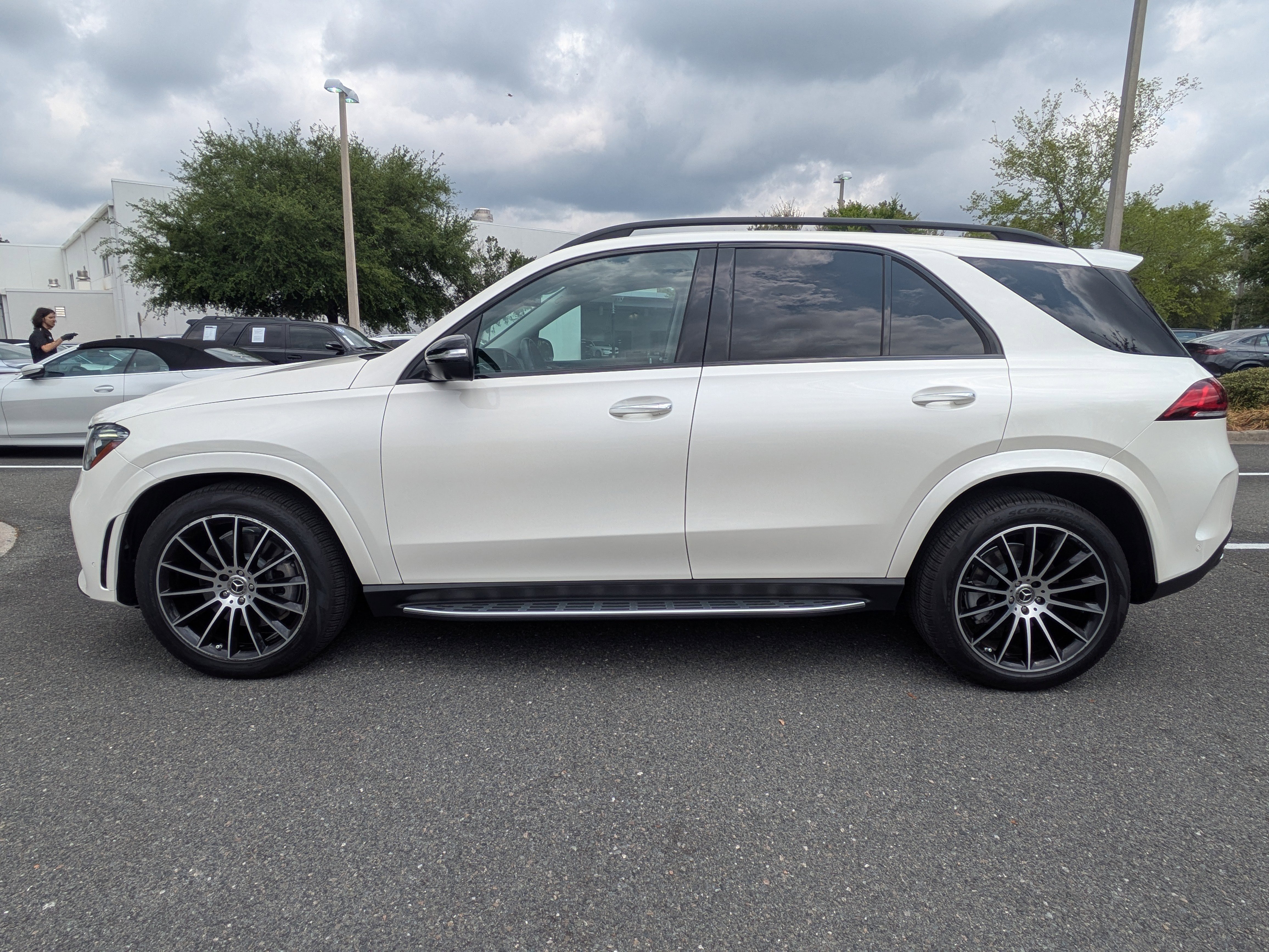 Used 2023 Mercedes-Benz GLE 450 4MATIC image 7