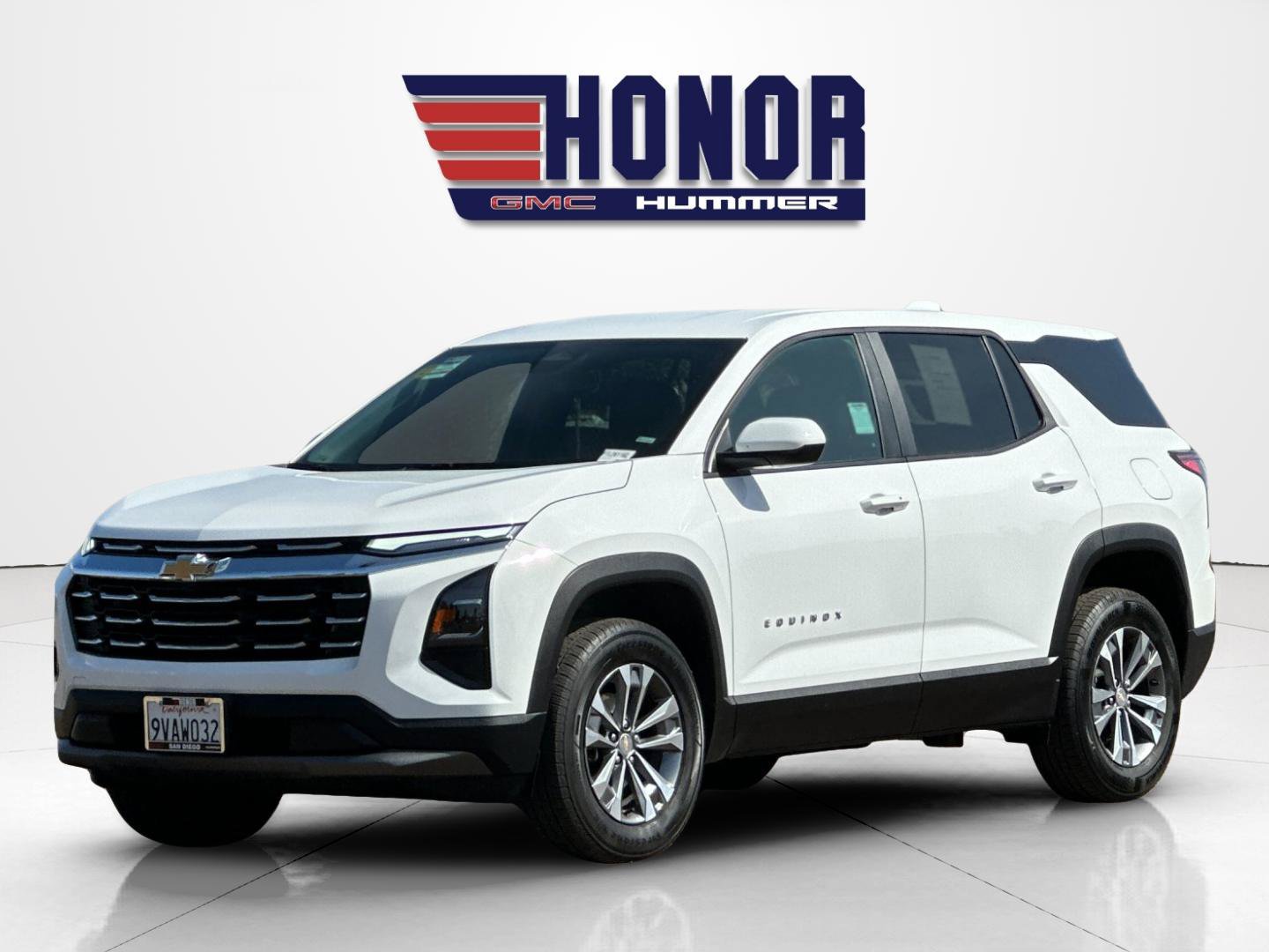 Used 2026 Chevrolet Equinox LT FWD image 8