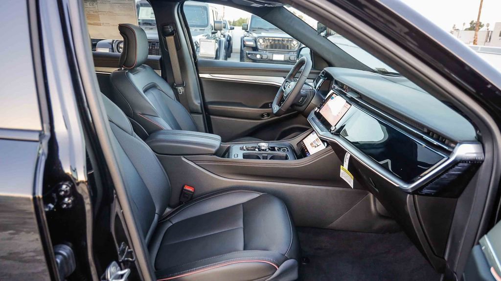 New 2025 Jeep Wagoneer S Launch Edition AWD/4WD image 19