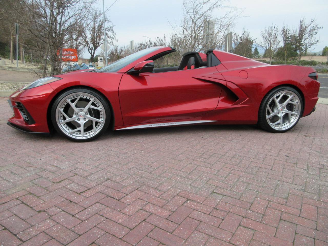 Used 2023 Chevrolet Corvette Stingray Preferred Conv w/ 2LT image 76