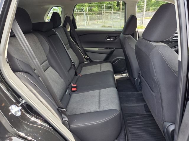 Used 2026 Nissan Rogue SV FWD image 14