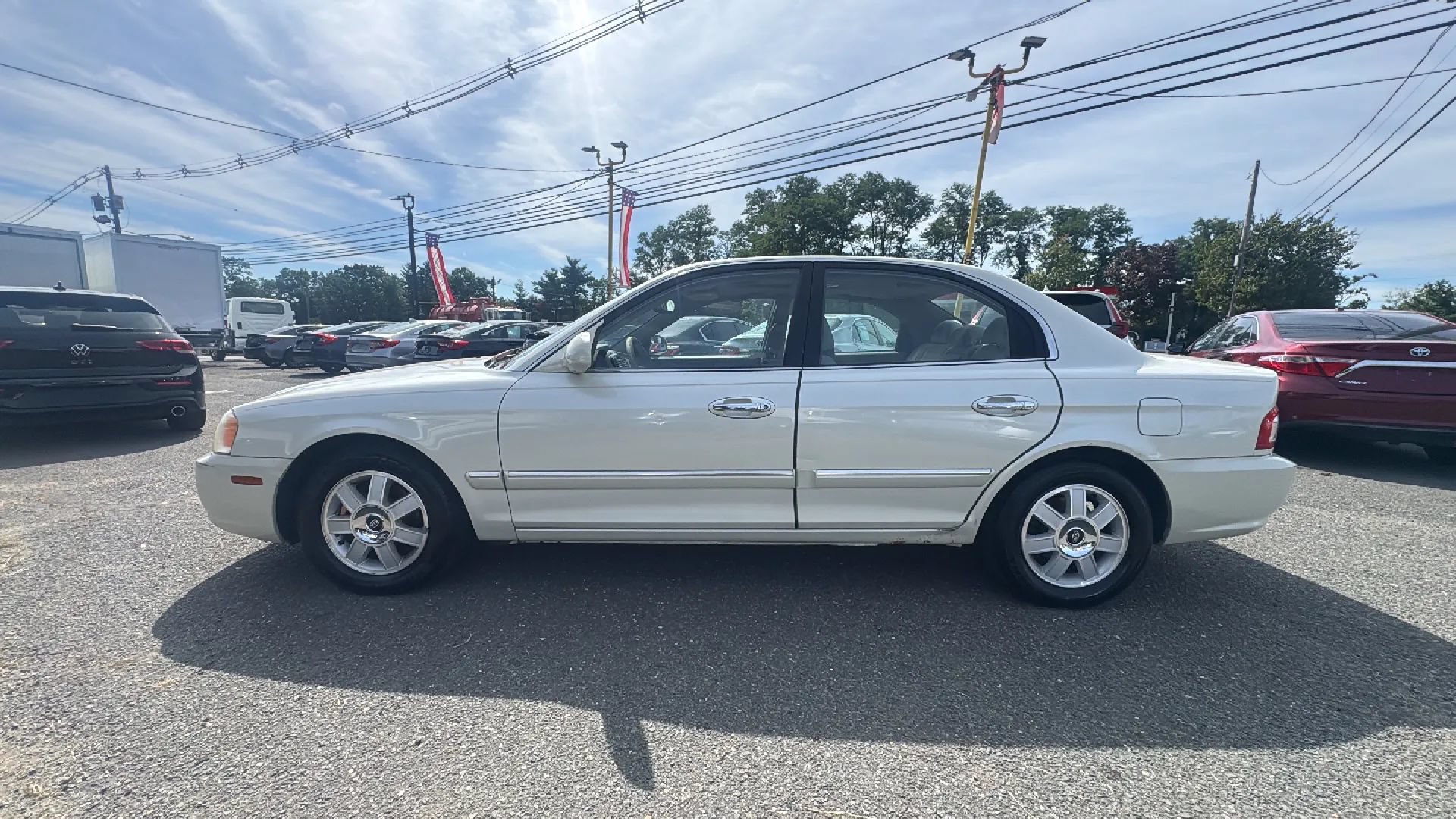 Used 2004 Kia Optima FWD image 8