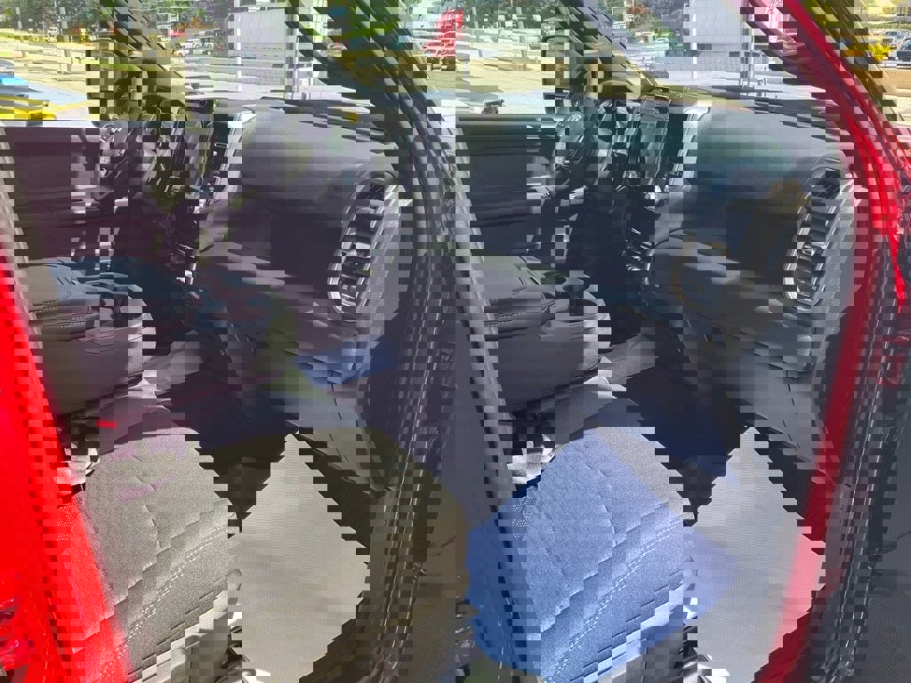 New 2025 RAM 2500 Tradesman w/ Safety Group image 19