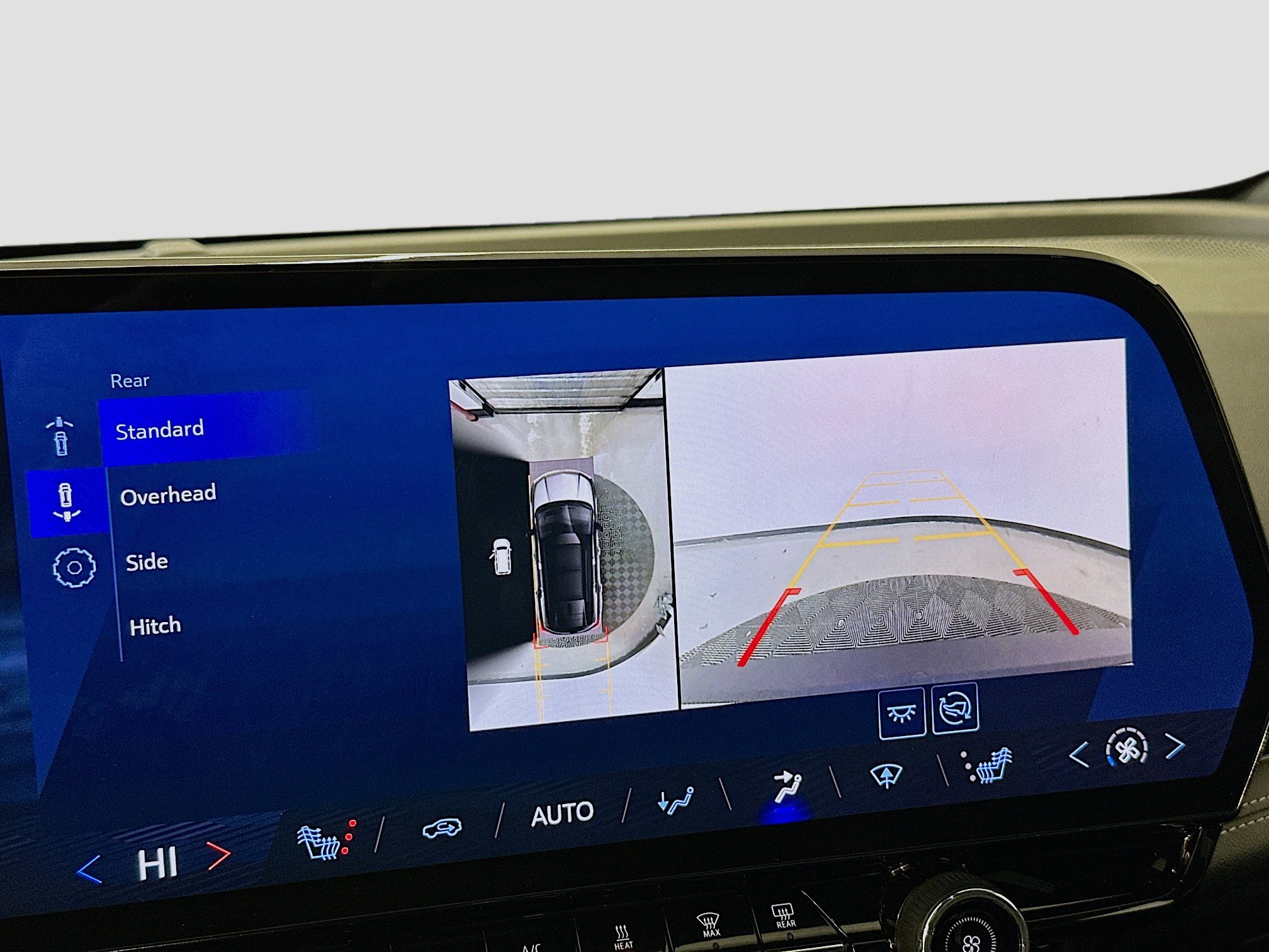 Used 2024 Chevrolet Blazer EV LT image 23