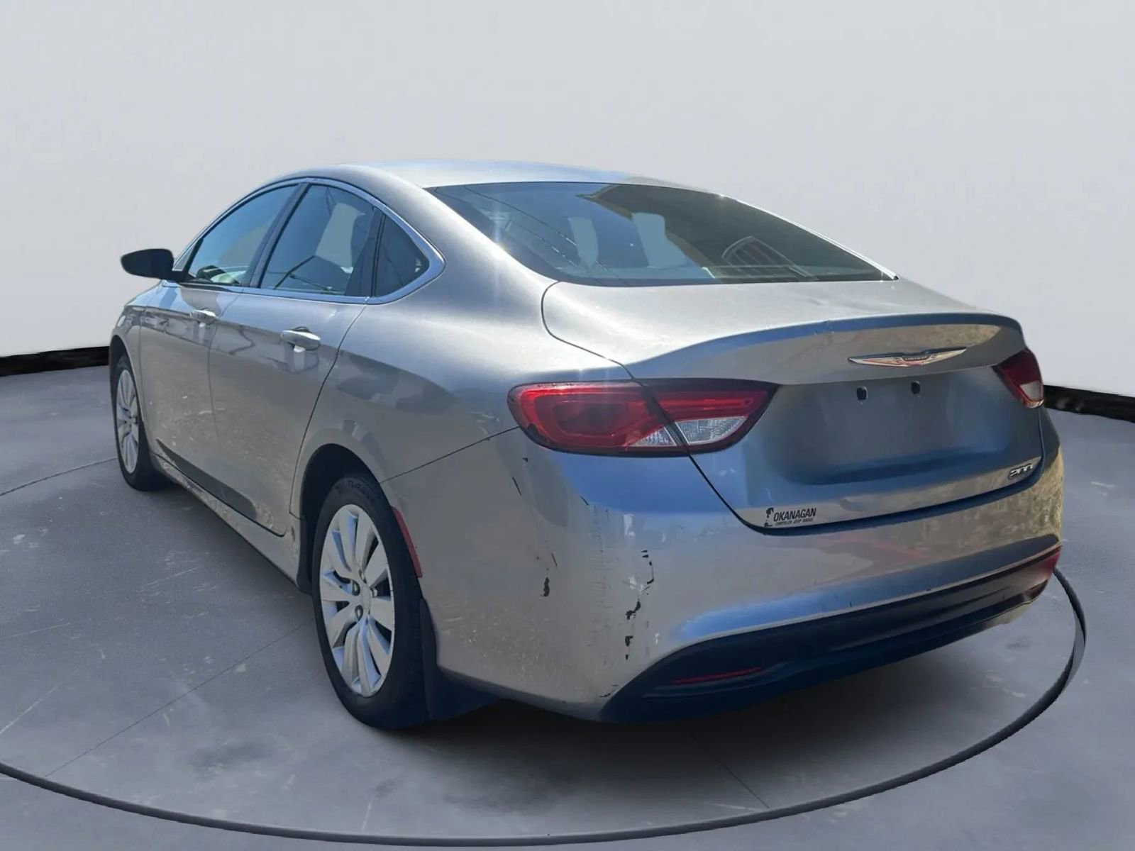 Used 2015 Chrysler 200 LX image 6